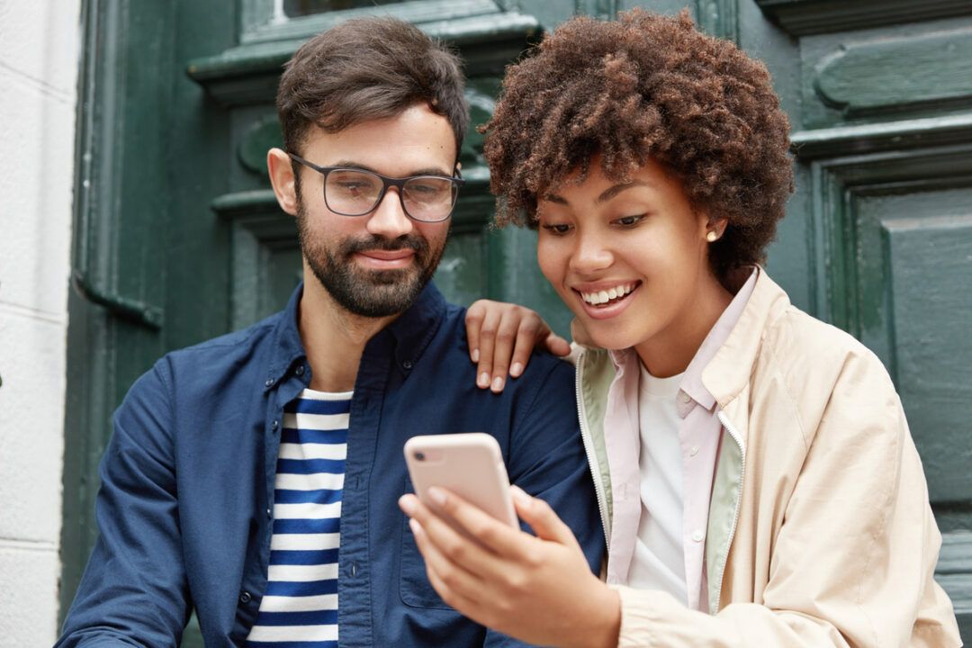 Procura por smartphones seminovos cresce entre brasileiros