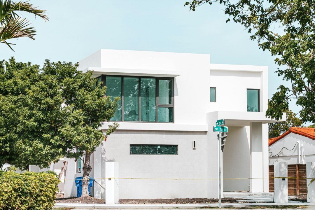 Brasileiros podem ter caminho simplificado para financiar imóveis na Flórida