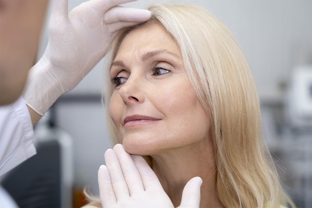 Cirurgia proporciona rejuvenescimento profundo do pescoço