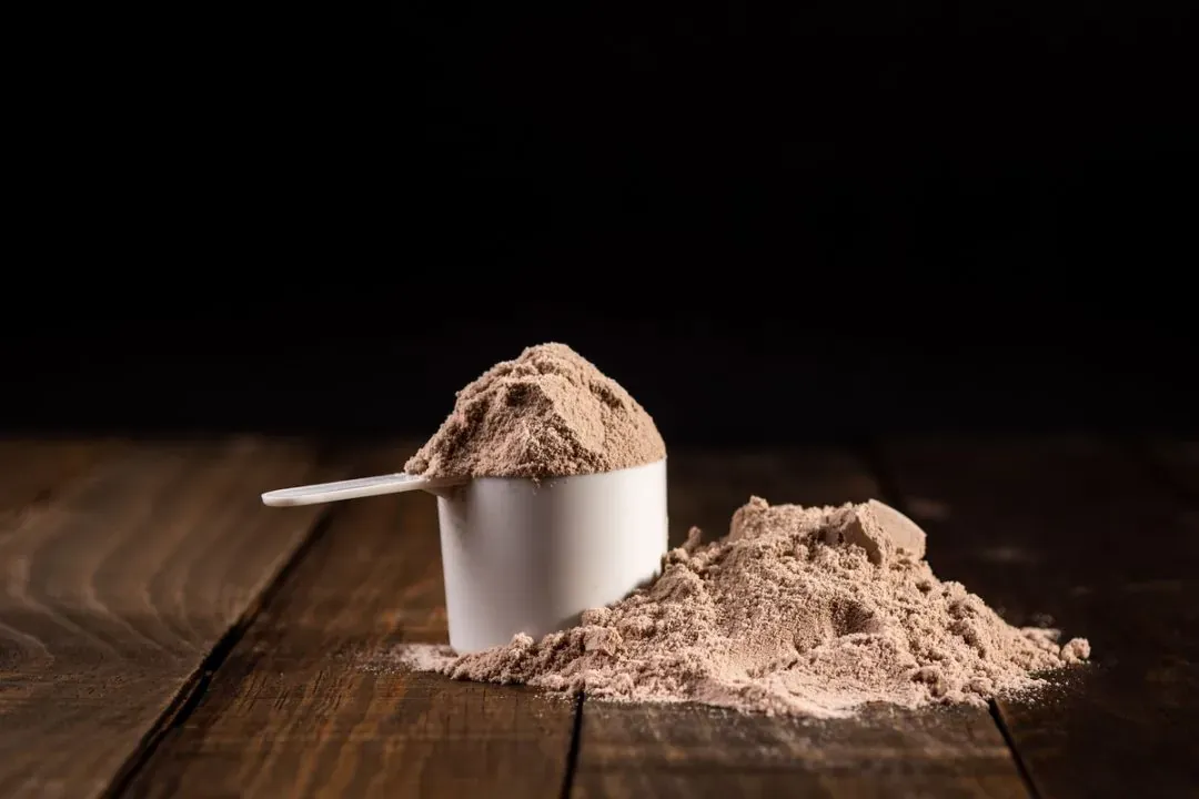 Suplementação com whey protein melhora recuperação muscular