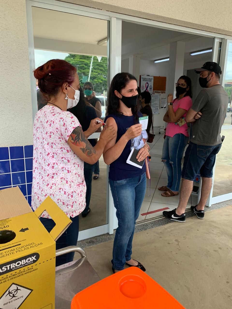 Americana imuniza 890 profissionais de saúde no sábado e soma mais de 8 mil vacinados