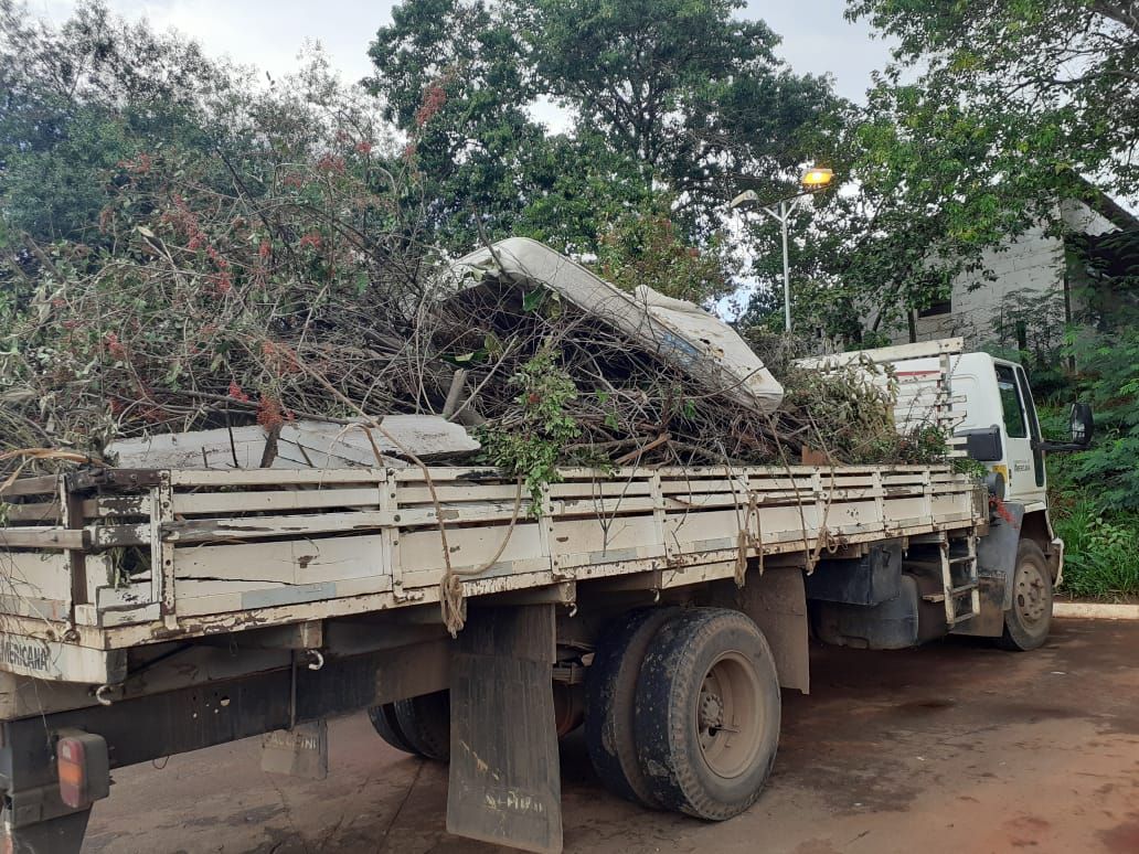 Prefeitura já recolheu 121 toneladas de materiais das ruas