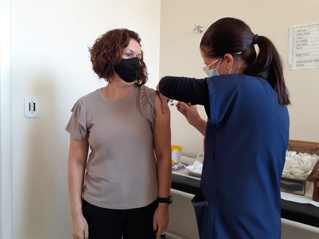 Americana atinge mais de 90 mil doses aplicadas da vacina contra a Covid-19