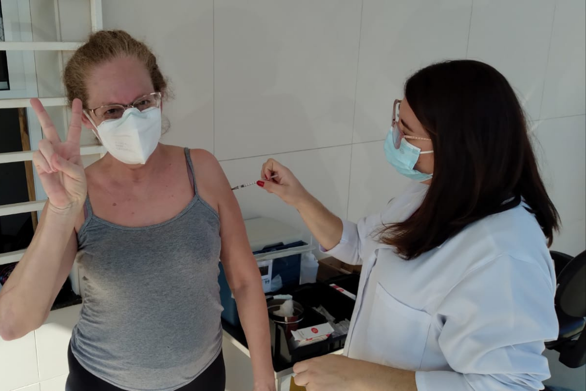 Vacinação Covid: Saúde abre agendamento para pessoas com 50 anos