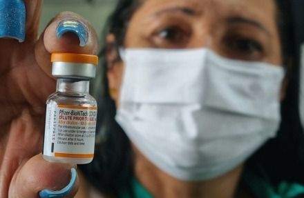 Americana inicia vacinação contra a Covid-19 em crianças a partir de 5 anos