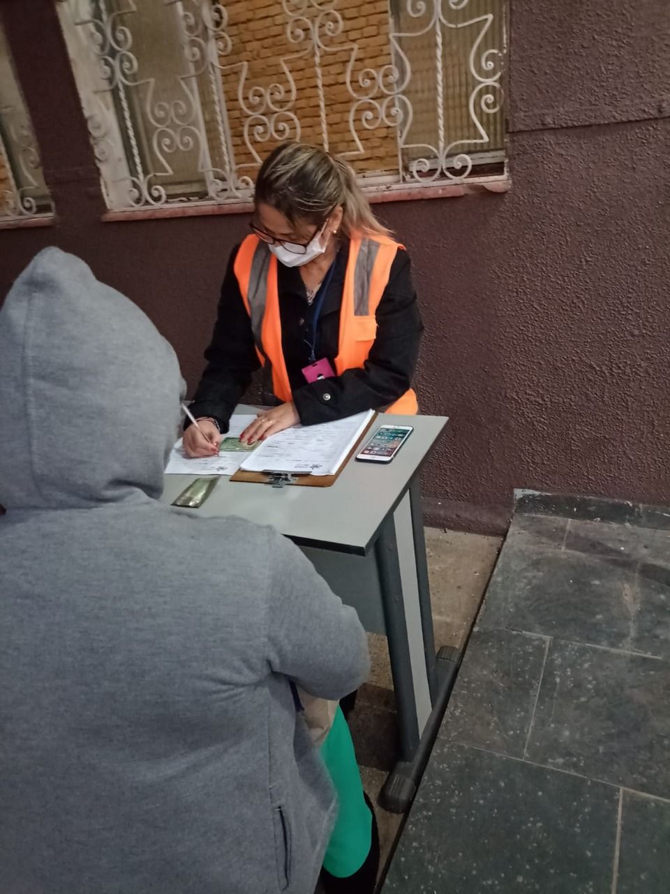 Abrigo Emergencial atende 50 pessoas em situação de rua no primeiro dia de assistência