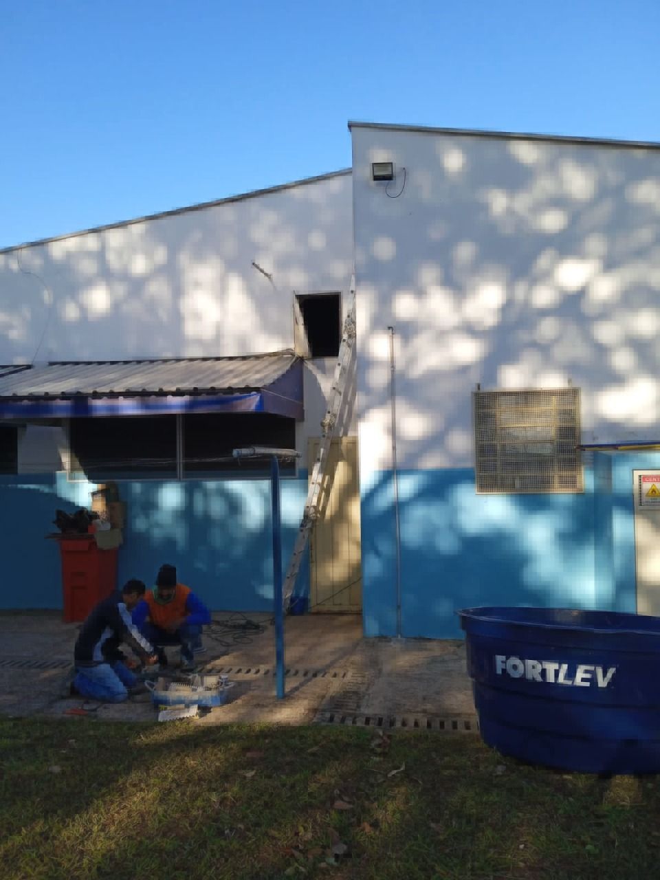 Casa da Criança Urupê e EMEI Cunhataí ganham novas caixas d’água