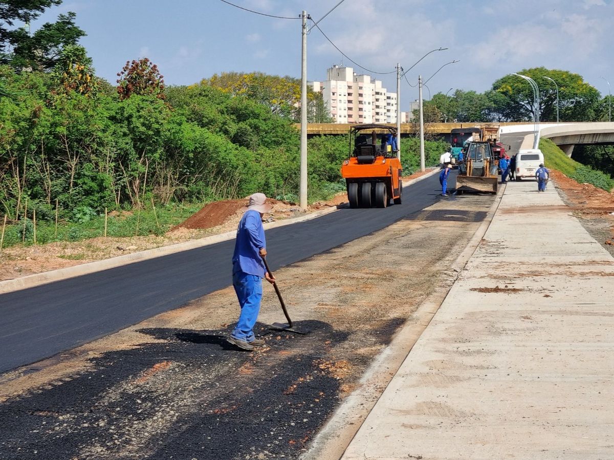 Pavimentação do prolongamento da Bandeirantes até viaduto Romano está em fase de conclusão