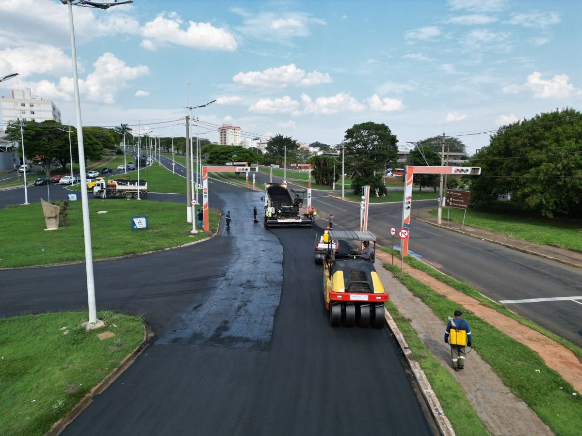 Recapeamento é concluído na avenida Antonio Pinto Duarte