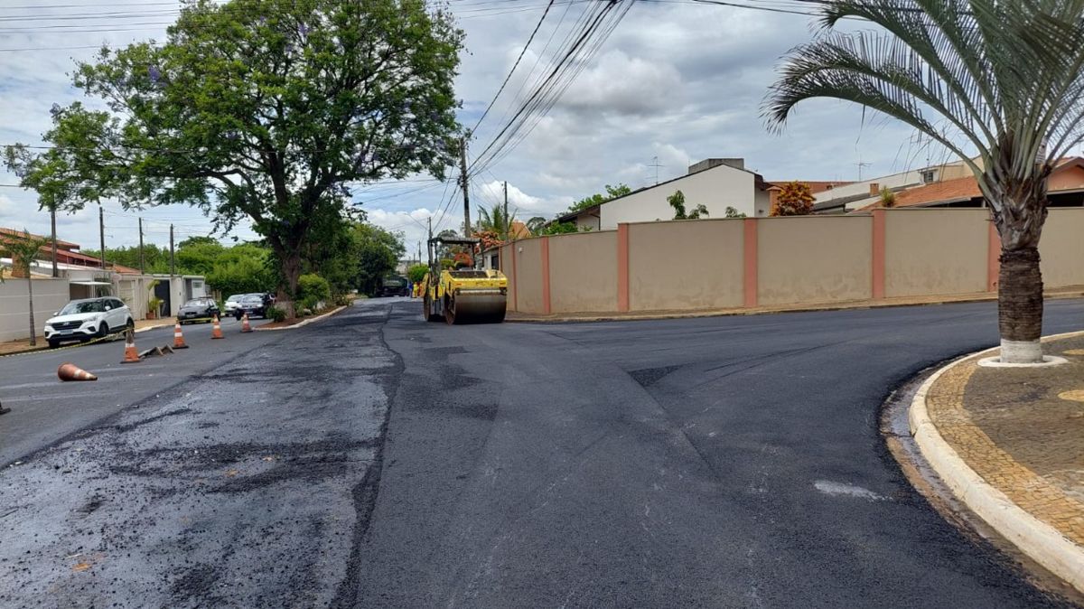Recapeamento da Avenida Armando Sales entra na reta final