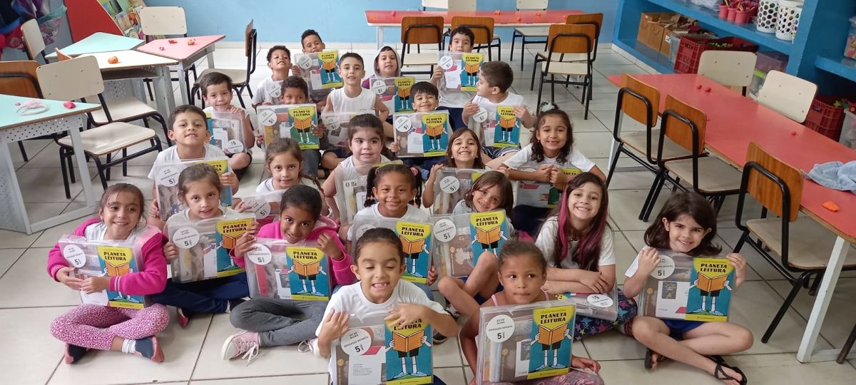 Educação adquire 4,1 mil kits pedagógicos de leitura