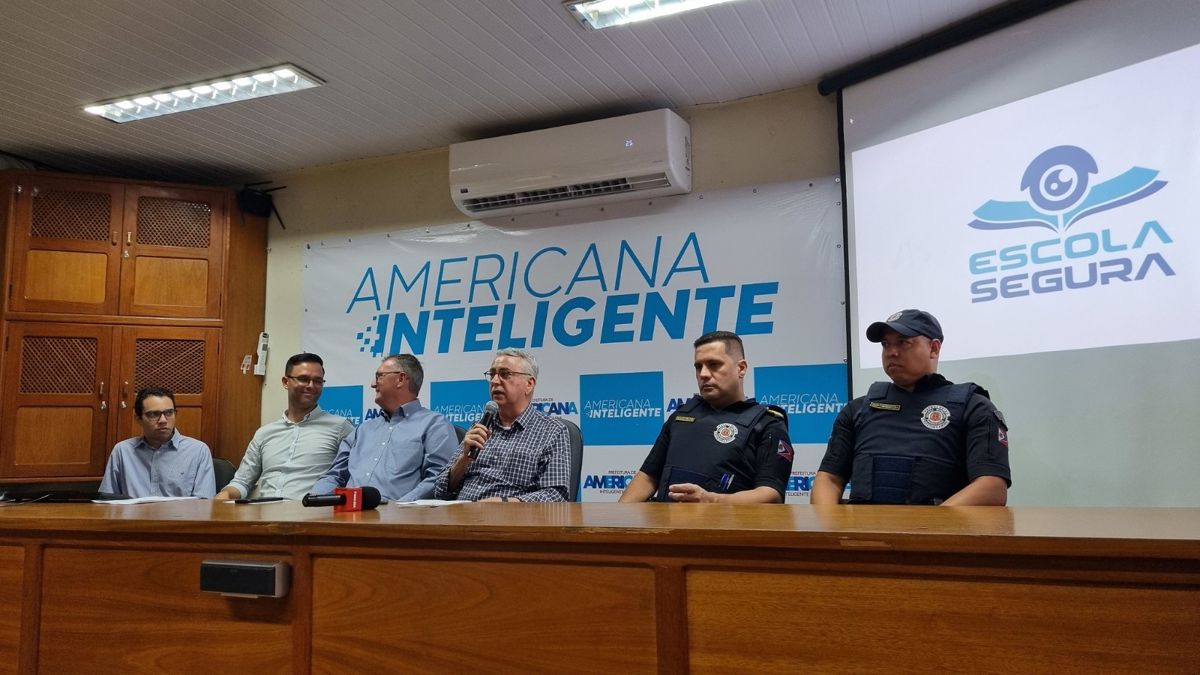 Prefeito Chico Sardelli anuncia o Programa Escola Segura