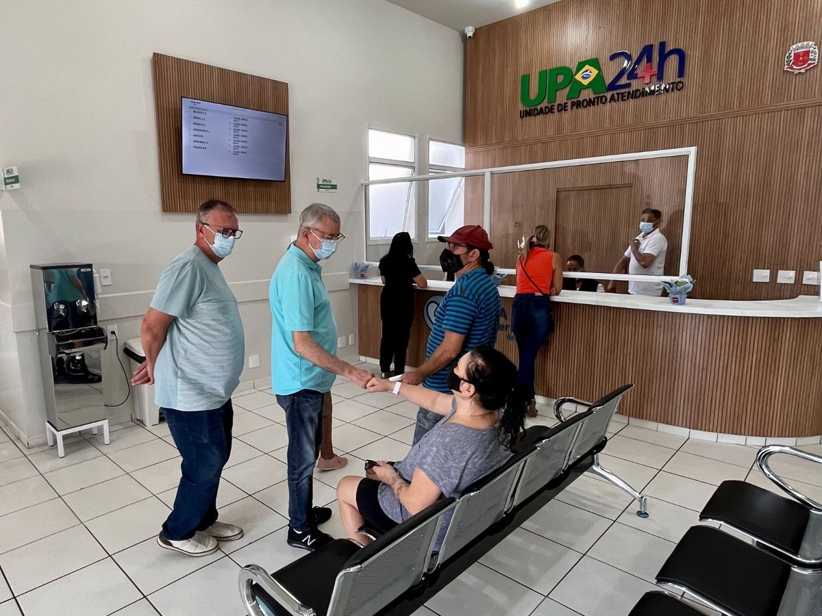 Prefeito Chico e vice Odir acompanham primeiro dia de funcionamento da UPA 24h São José
