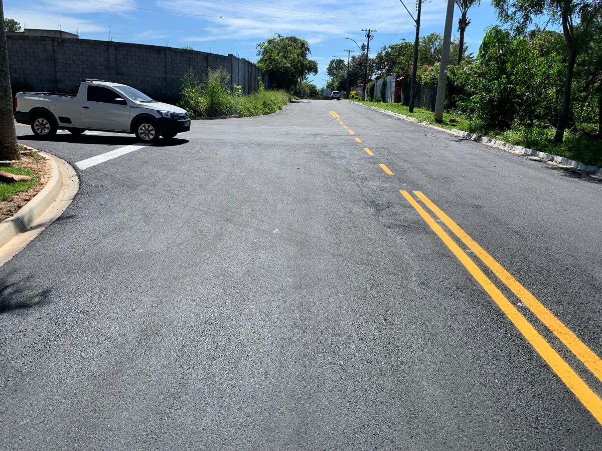 Prefeitura finaliza pintura de solo no Recanto do Jatobá