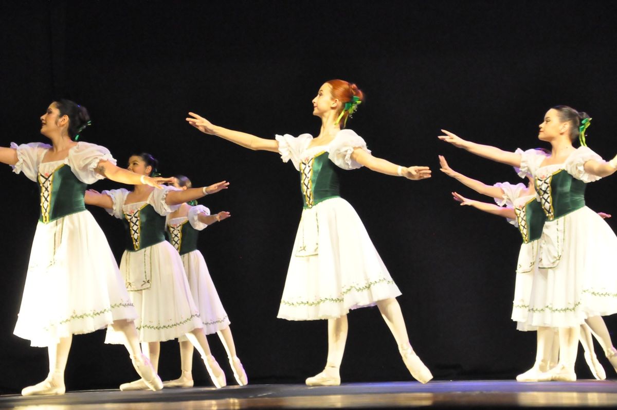 4ª Mostra de Dança de Americana 2023 recebe grande público no Teatro Municipal