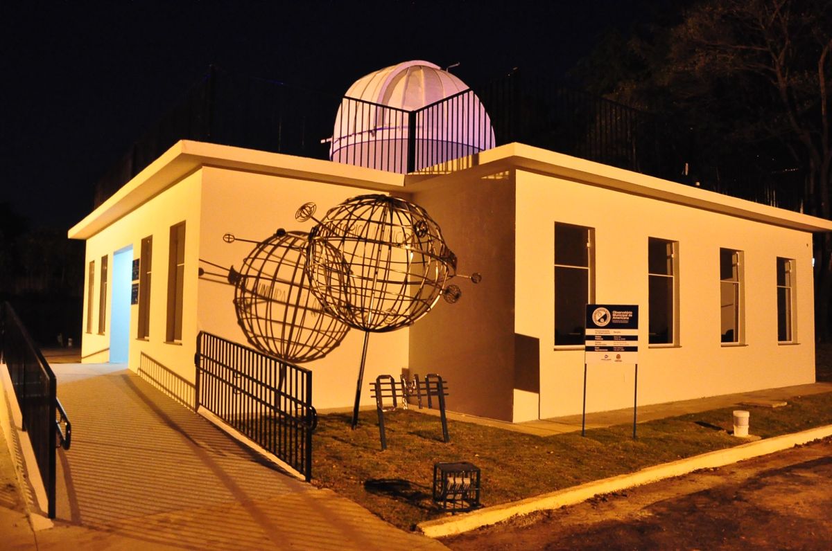 OMA completa 38 anos com Planetário Digital e novos telescópios