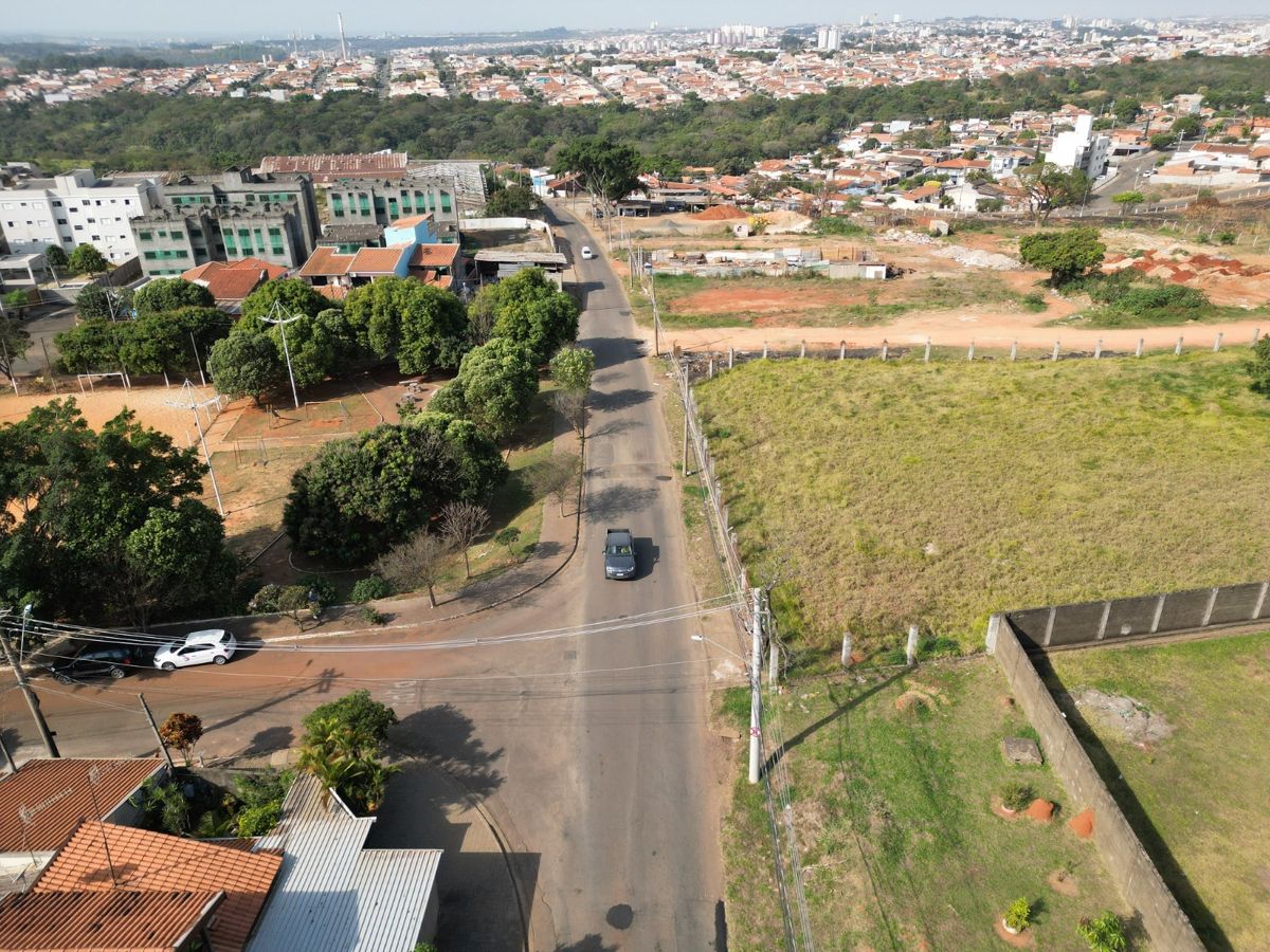 Prefeito Chico anuncia recapeamento da Rua João Batista Bazanelli