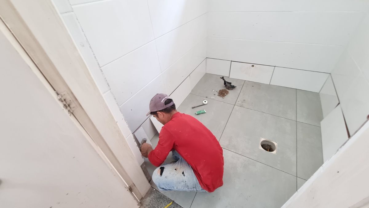 Obras de manutenção da Farmácia Central avançam