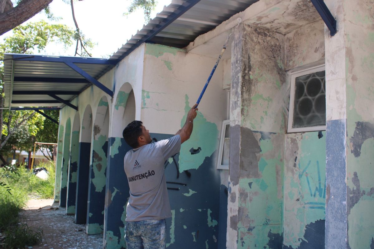 Reforma da UBS do Parque das Nações avança com pintura da fachada