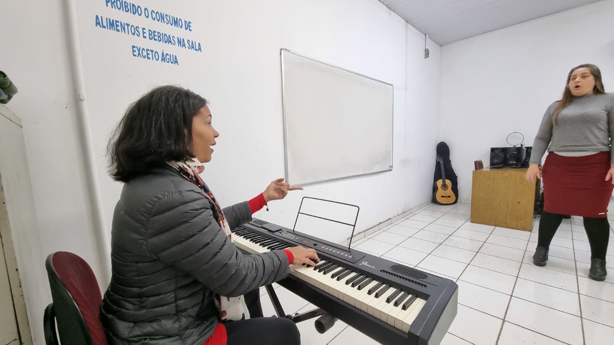 Escola Municipal de Música abre inscrições para cursos gratuitos de formação em 2024
