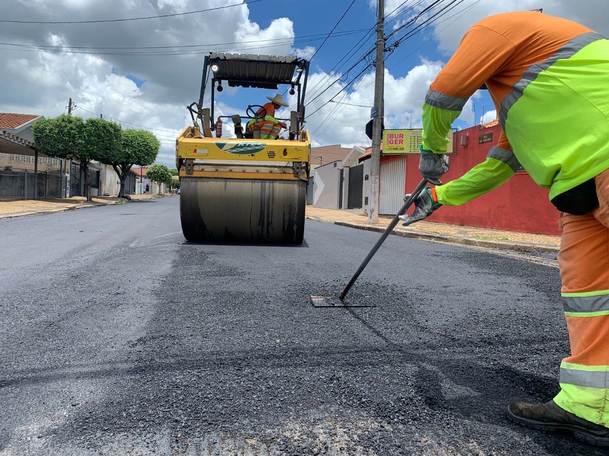 Prefeitura finaliza recapeamento no Parque Novo Mundo