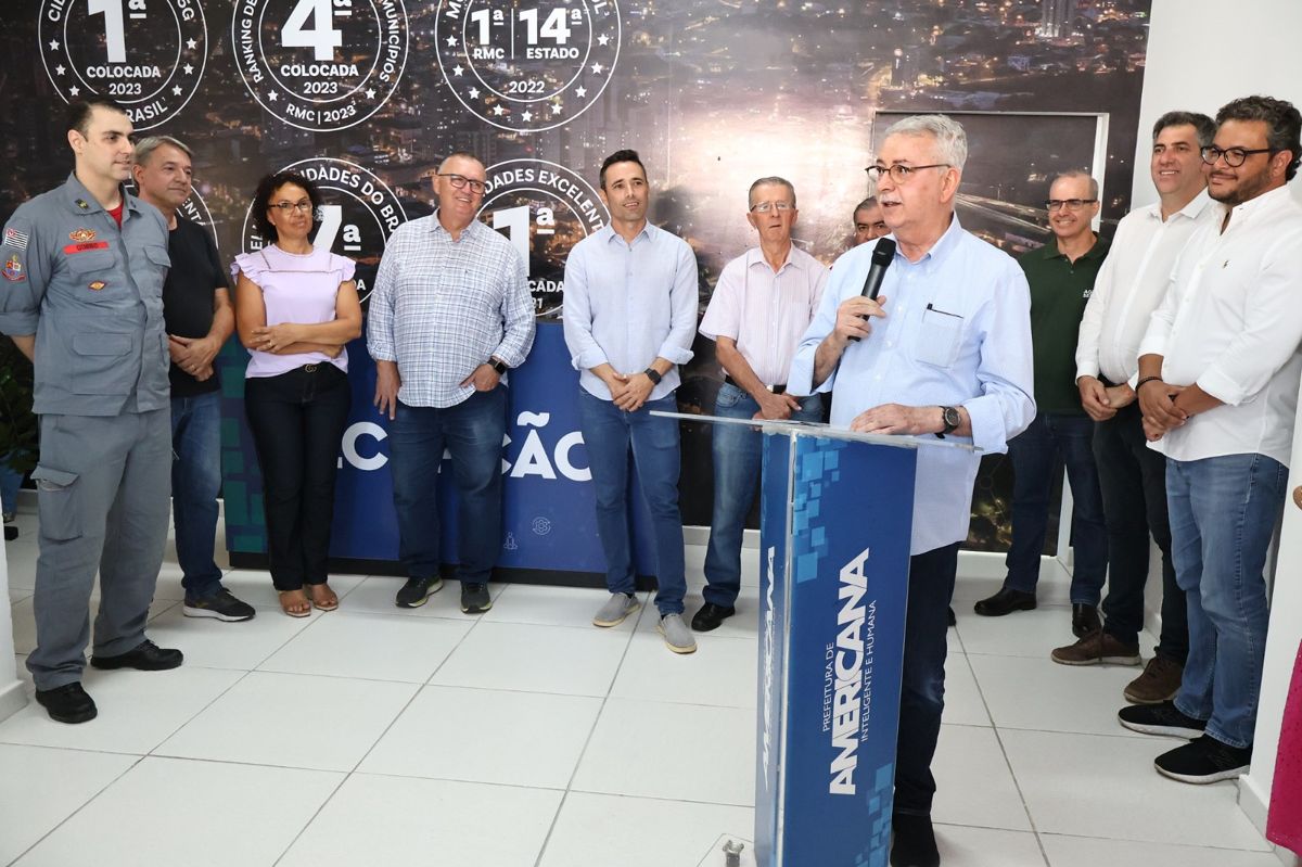 Prefeito Chico inaugura o Ganha Tempo do Empreendedor