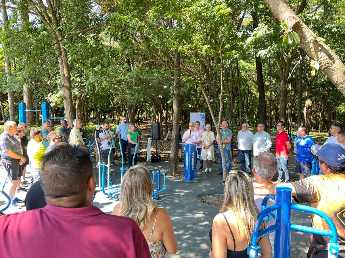 Jardim Botânico ganha academia ao ar livre