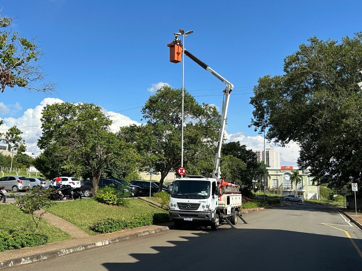 Prefeitura instala iluminação de LED na Rodoviária
