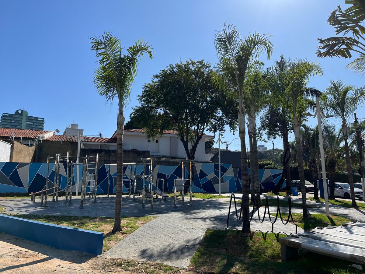 Nova praça da Avenida Brasil será inaugurada neste domingo