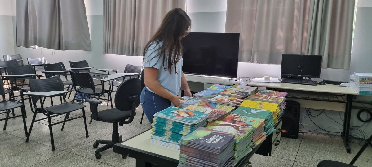 Escolas de Americana vão receber mais de 20,8 mil livros paradidáticos