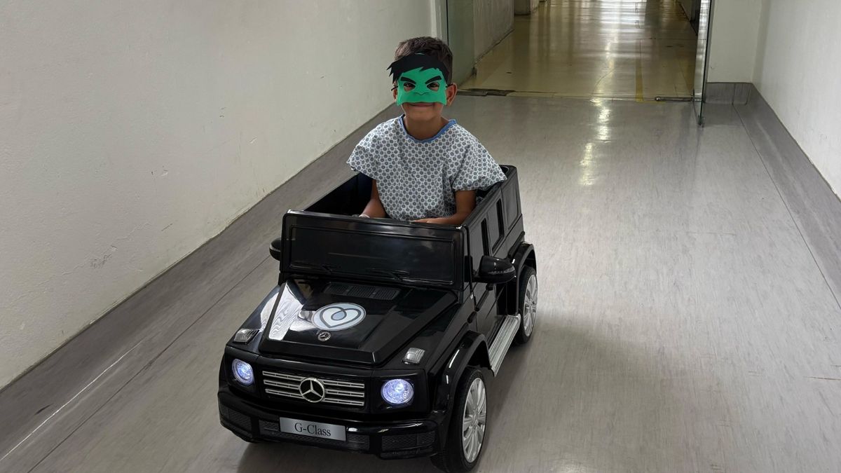 Projeto "Heróis Mirins" transforma cirurgias em aventura para crianças no Hospital Municipal