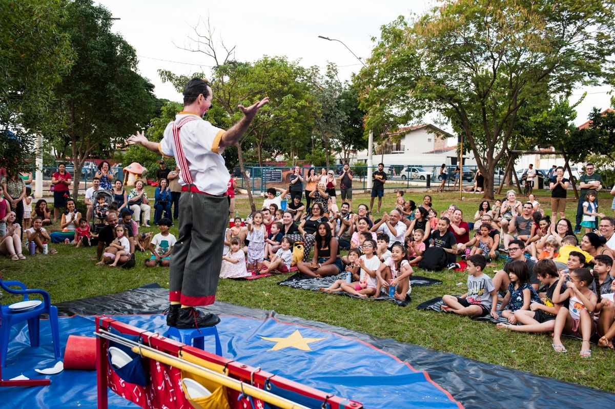 “FestCult – Festival de Teatro de Americana” reúne mais de 2 mil pessoas com programação itinerante