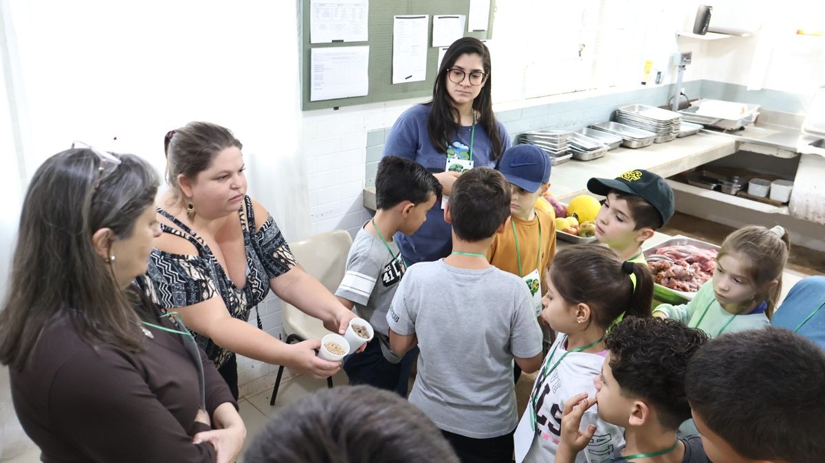 Curso “Feras de Férias no Zoo” reúne 40 crianças no primeiro dia de atividades no Parque Ecológico