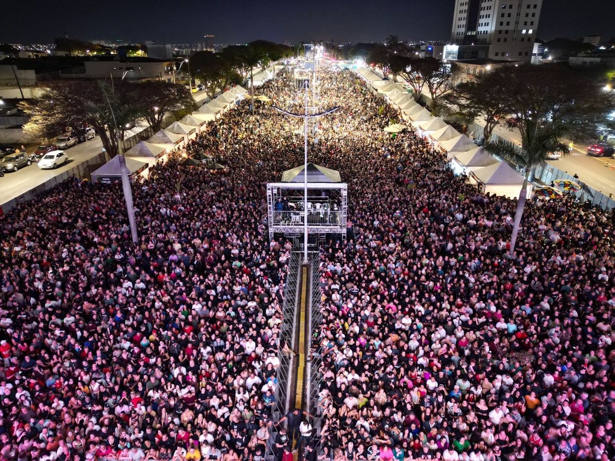 Roteiro Gastronômico 2025 é encerrado com show de Roupa Nova e público de 50 mil pessoas em três dias