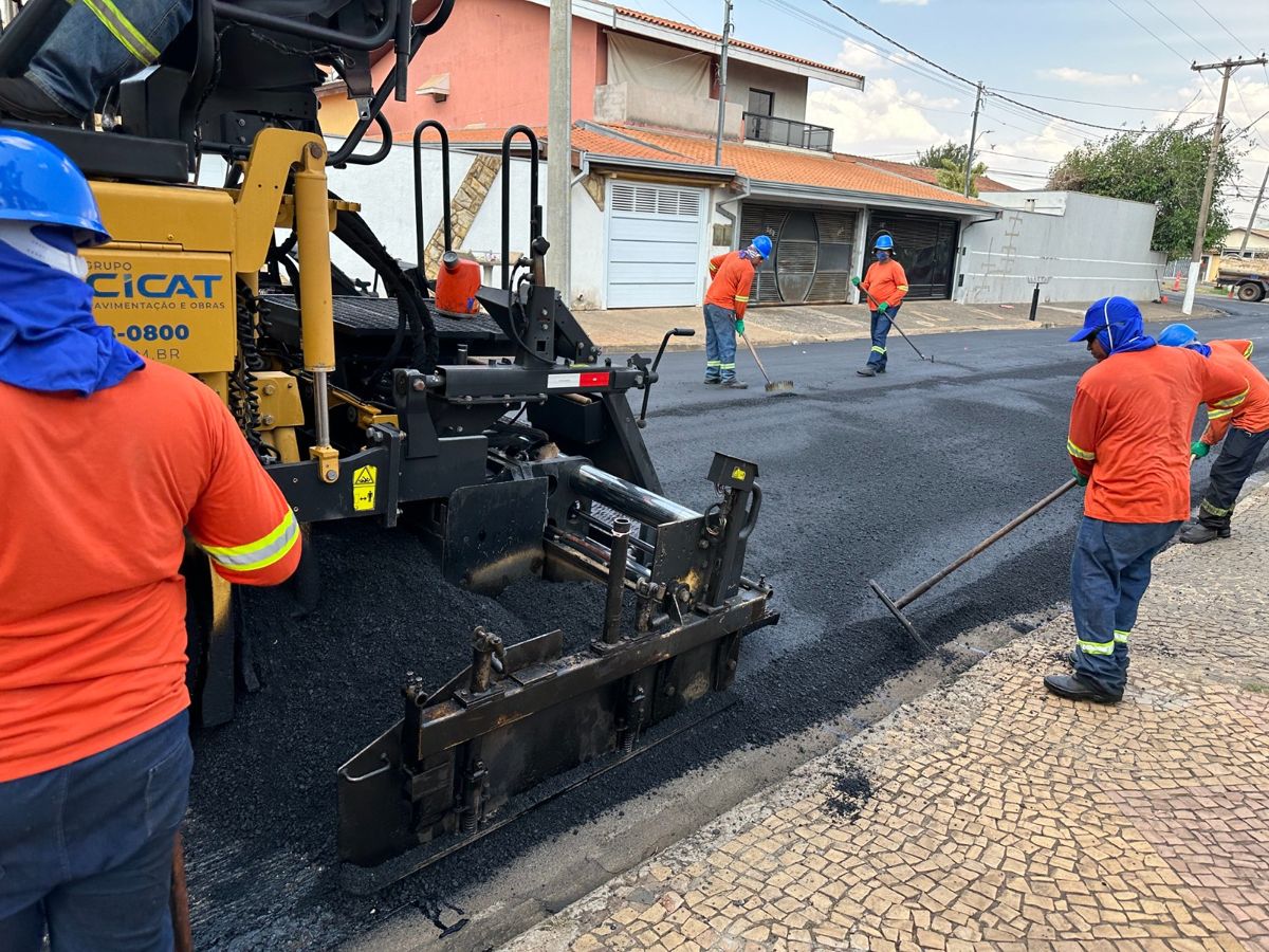 Prefeitura inicia recapeamento asfáltico em ruas do Boa Vista