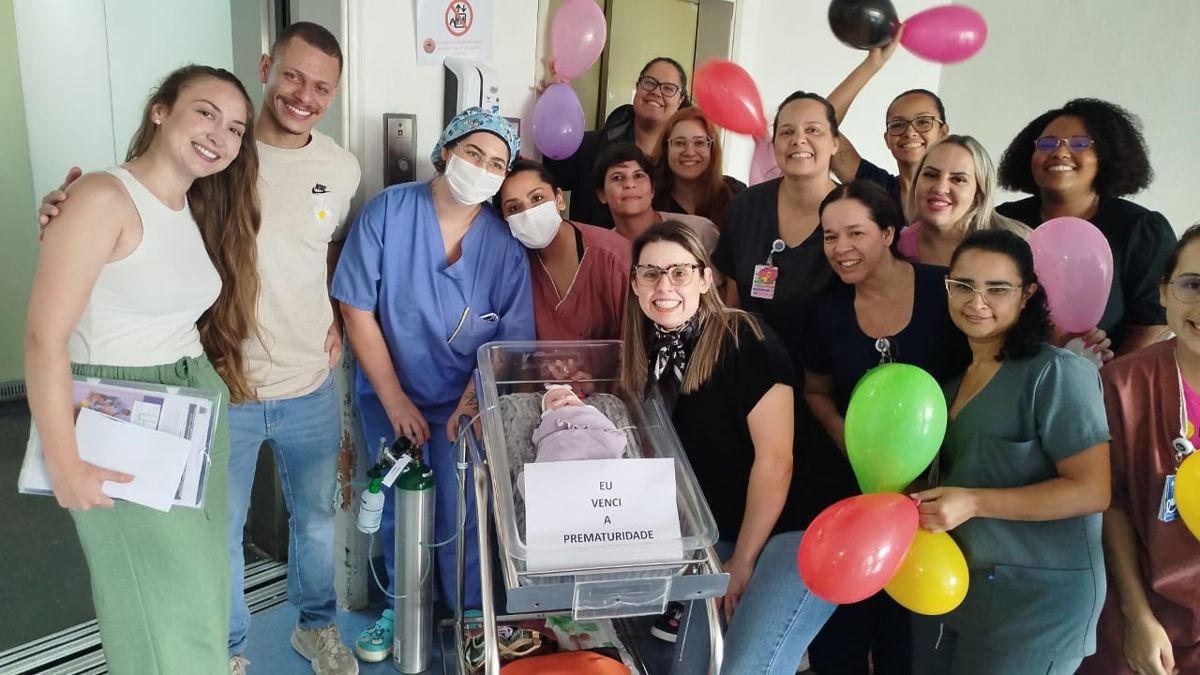 História da pequena Helena simboliza a força das famílias e das equipes no cuidado aos prematuros em Americana