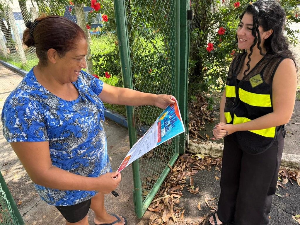 Volta às aulas: Prefeitura realiza campanha de trânsito com foco no uso da cadeirinha e cinto de segurança