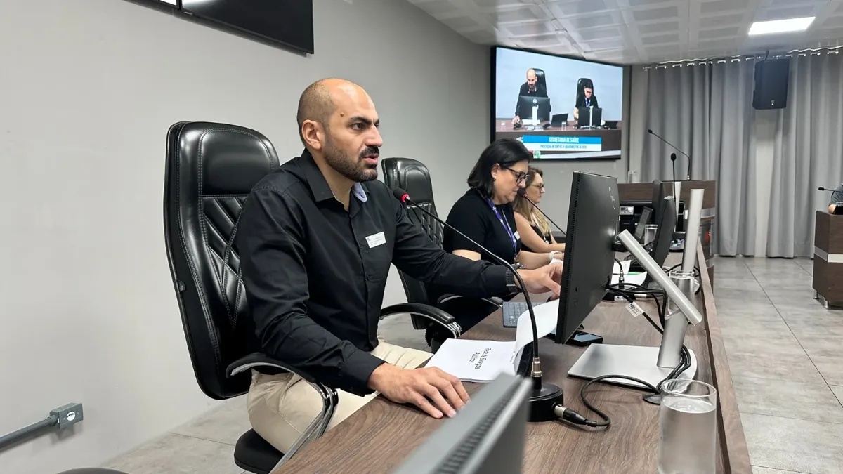 Reunião é aberta ao público e acontece no Plenário da Câmara Municipal