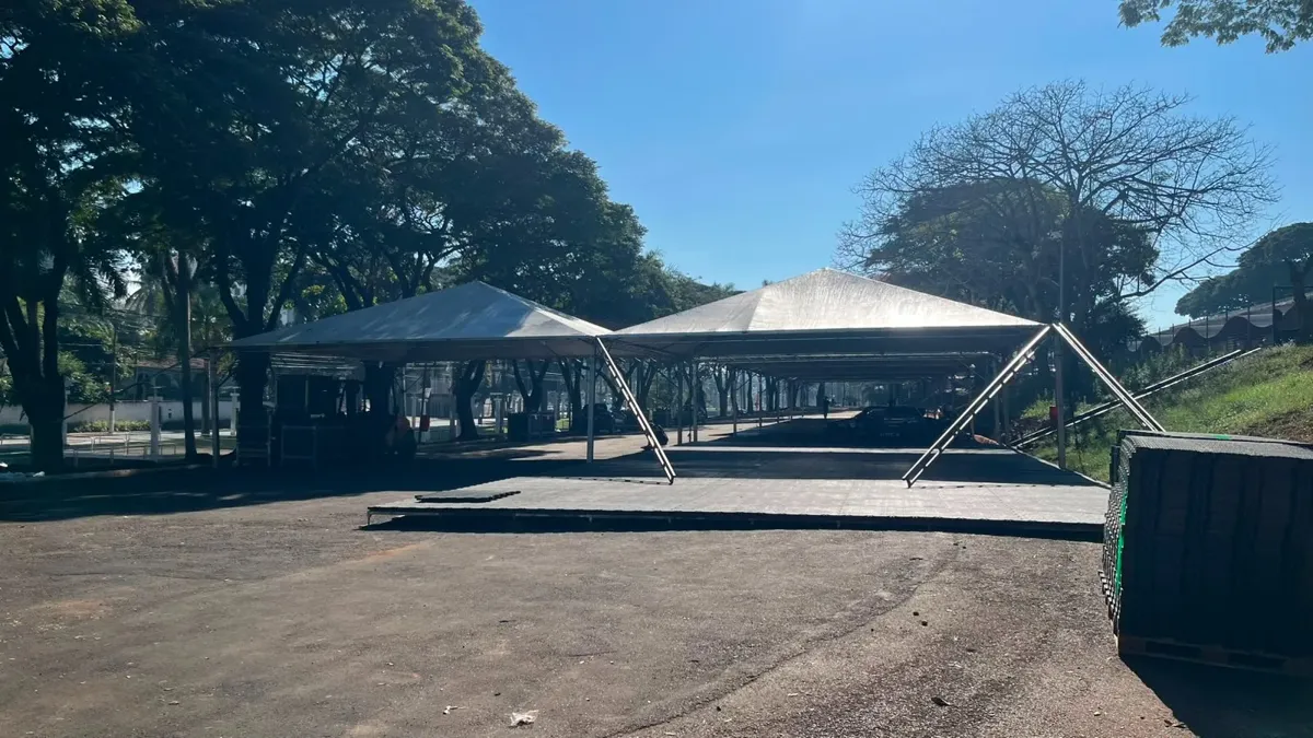 São, ao todo, 66 participantes de 45 municípios representados através da culinária, do artesanato e de manifestações artísticas.